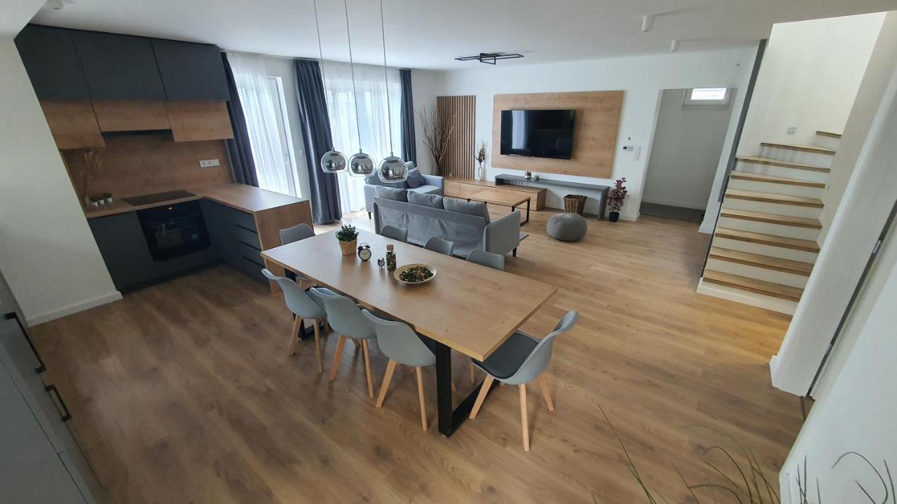 Velence Lakeside Pool House エクステリア 写真